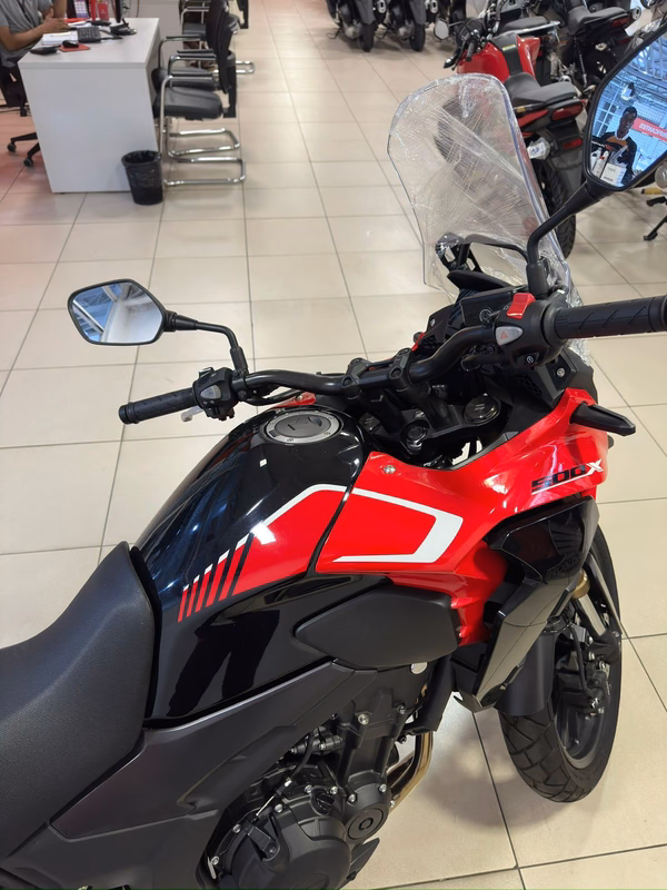 HONDA-CB-500-X-2024-VERMELHA-SEMINOVA-LATERAL