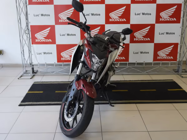 Honda CB 300F TWISTER ABS 2025/2025, frente 3/4