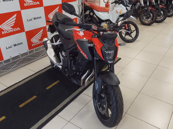 Honda CB 500 HORNET 2026/2026, foto 2